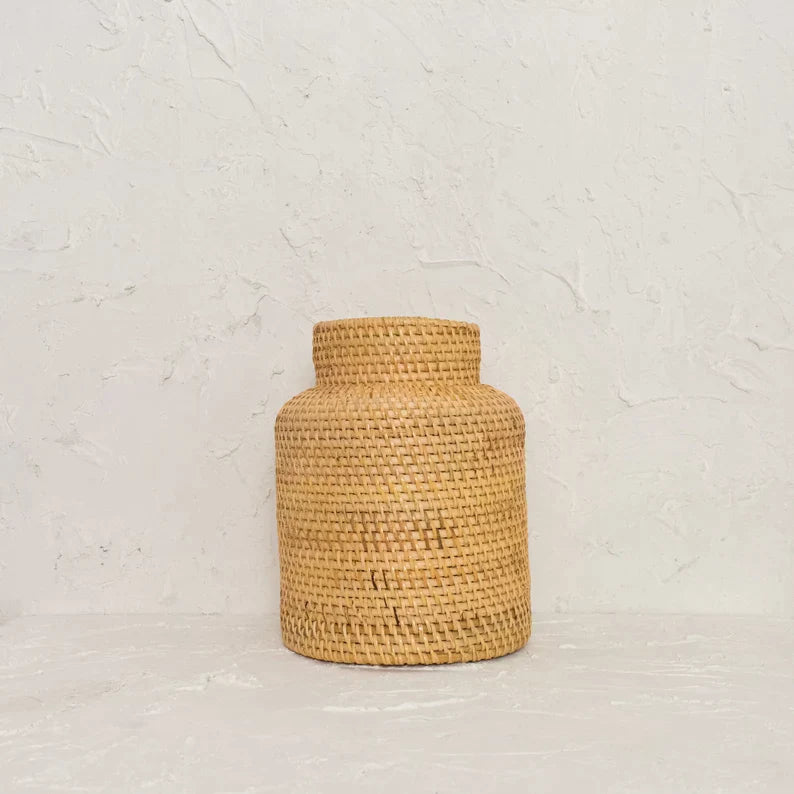 Wicker woven vase in 2 colours