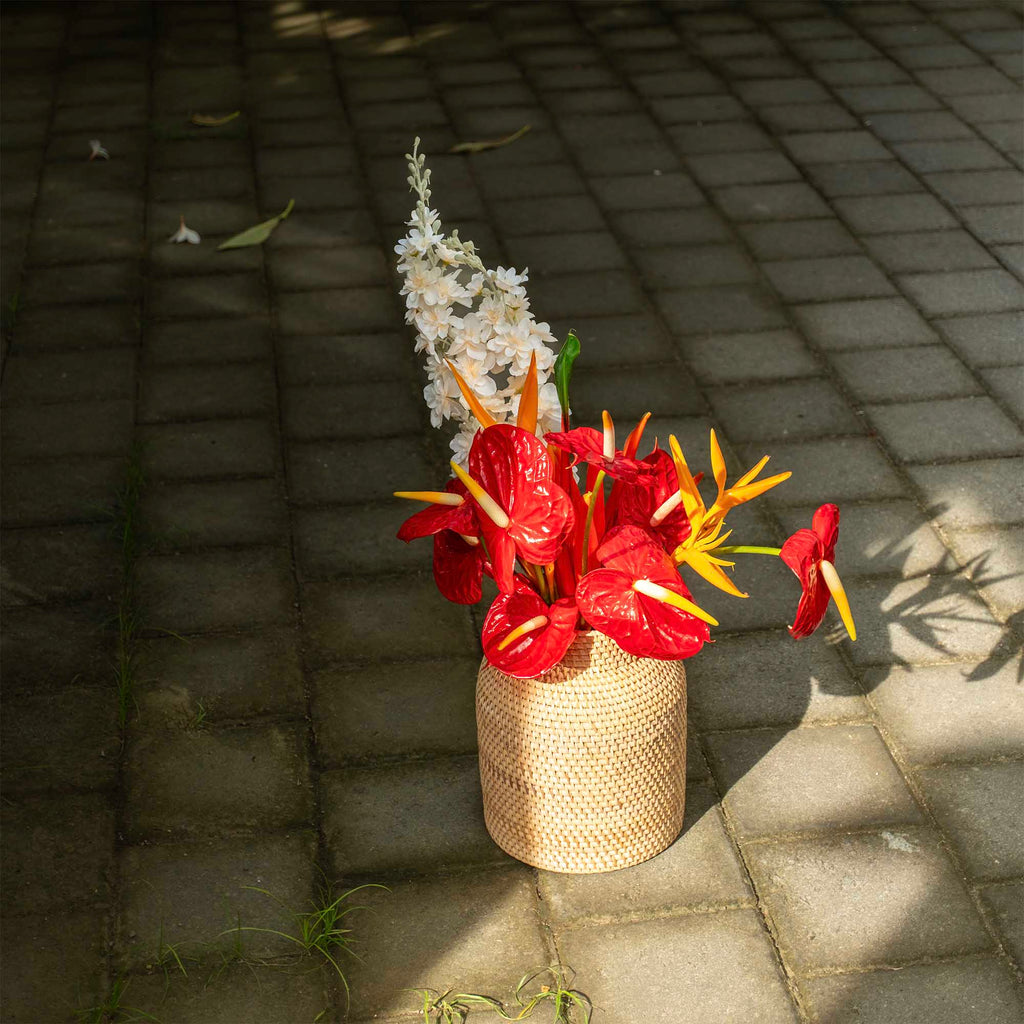 Wicker woven vase in 2 colours